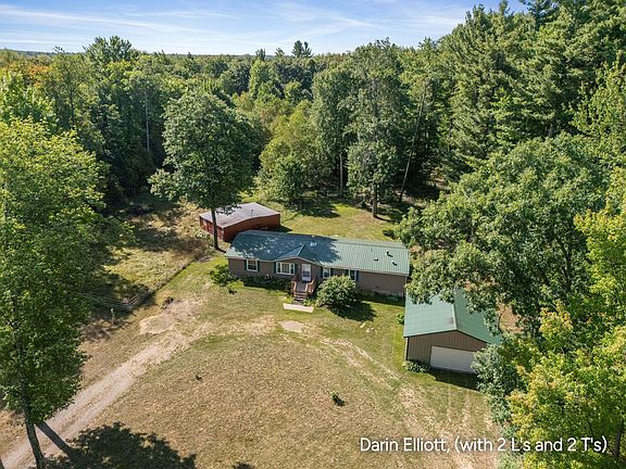 2nd image of 22653 Tamarack Rd