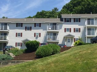 834 State St #4, Bangor, ME 04401