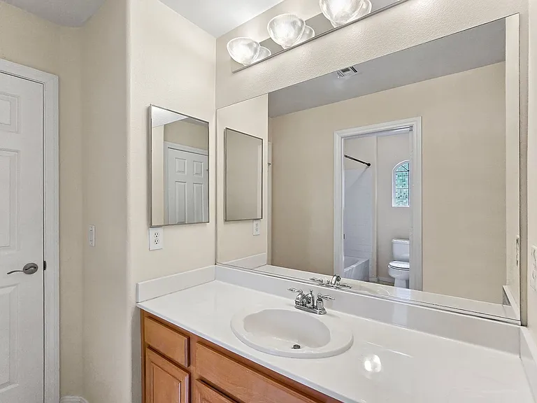 1052 Brinkman St — Photo 39