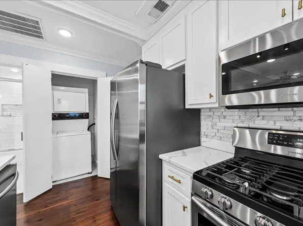 52 Congress St, Charleston, SC 29403