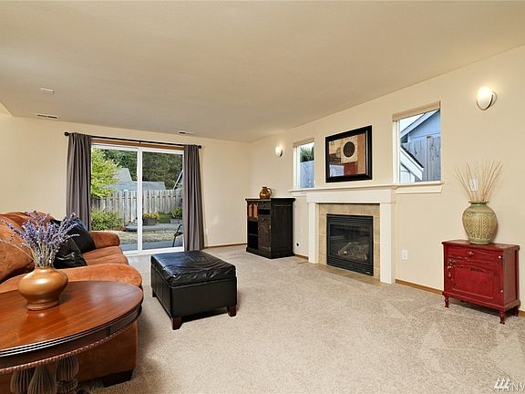 2nd image of 138 Vista View Ct