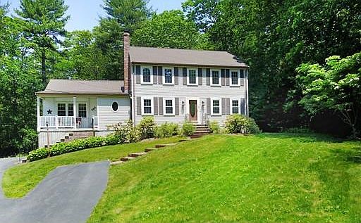 1st image of 24 Oxford Dr