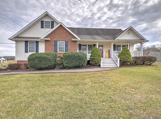 444 Alfalfa Ln, Jonesborough, TN 37659
