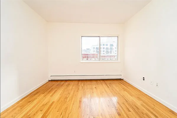 Rented by Modern Spaces | media 12