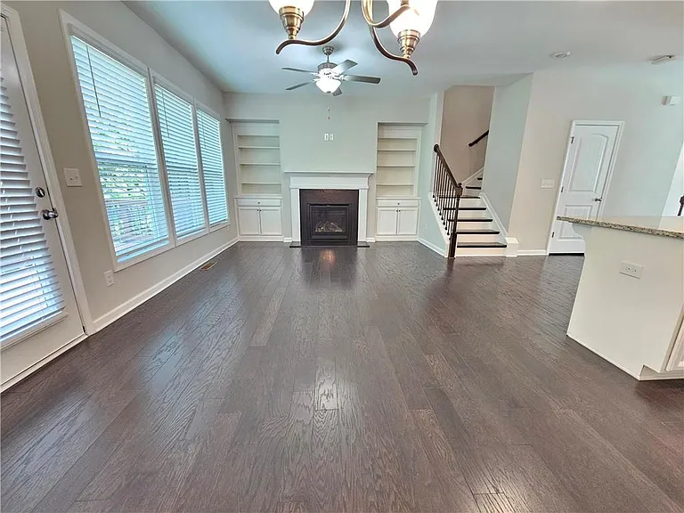 871 Sunset Park Dr — Photo 10