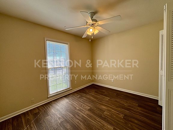 3rd image of 6229 Schomburg Rd