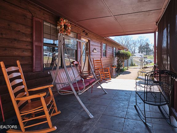 5th image of 2004 Flagler Rd