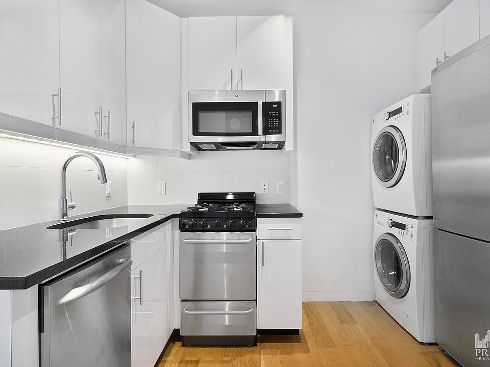 1st image of 227 Waverly Pl APT 5A