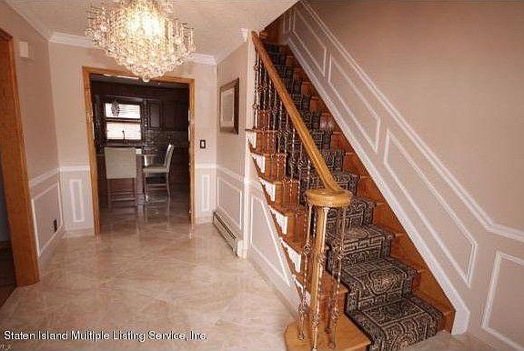 3rd image of 52 Delmar Ave