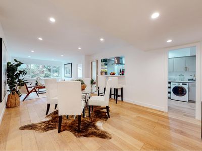 1025 N Kings Rd APT 215, West Hollywood, CA, 90069