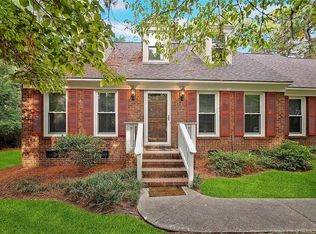 301 Summerlea Ct, Fayetteville, NC 28311