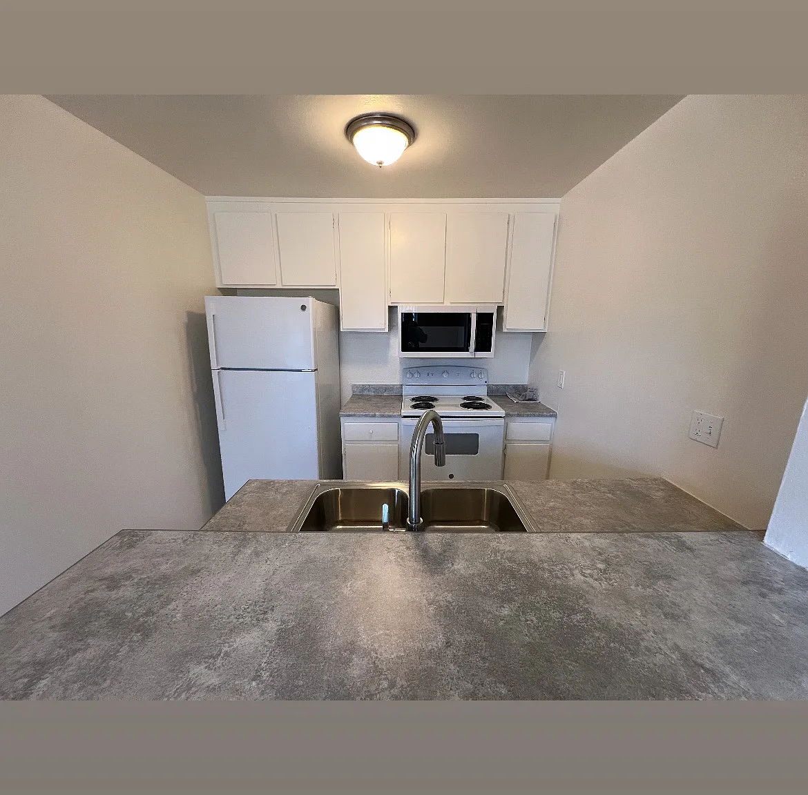 2 bed, 873 sqft, $2,095 — Photo 4