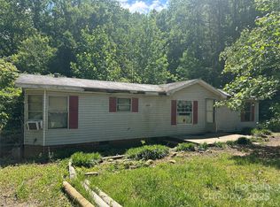 156 Hurst Dr, Statesville, NC 28677