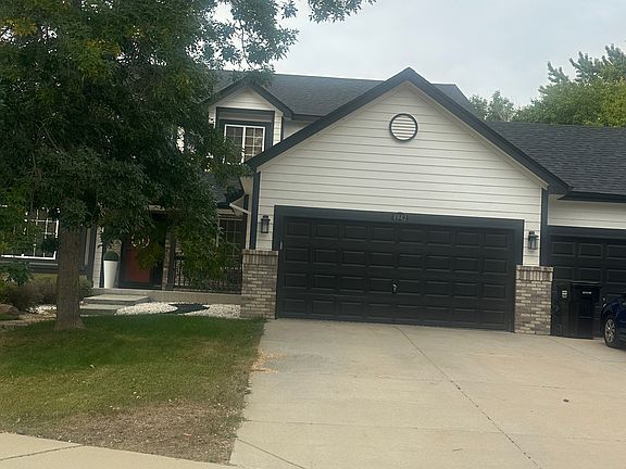 3rd image of 4942 Silverleaf Ave