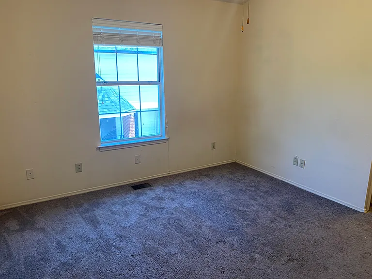 601 Bagby Ave — Photo 7