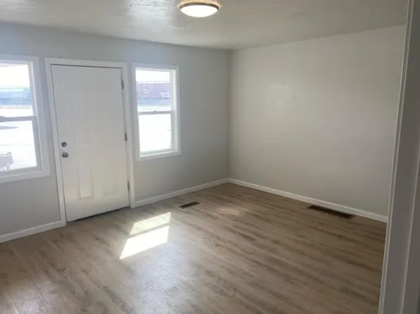 801 E Main, Laurel, MT 59044, 801 E Main St #B, Laurel, MT 59044