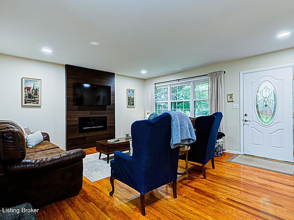 5th image of 3017 Nepperhan Rd