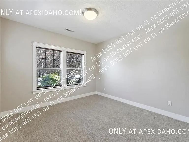 5409 N Midnight Haze Ave — Photo 9