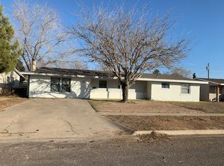 2014 Wyoming St, Pecos, TX 79772