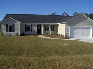 203 Quarry Trl, Richlands, NC 28574