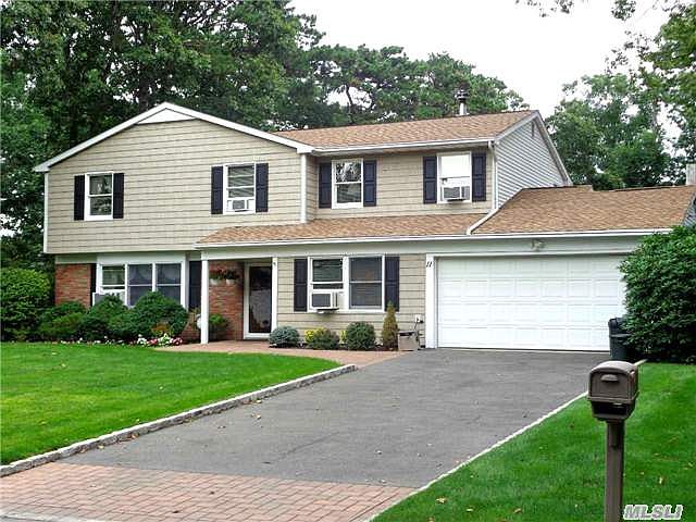 1st image of 11 Hillsdale Ln