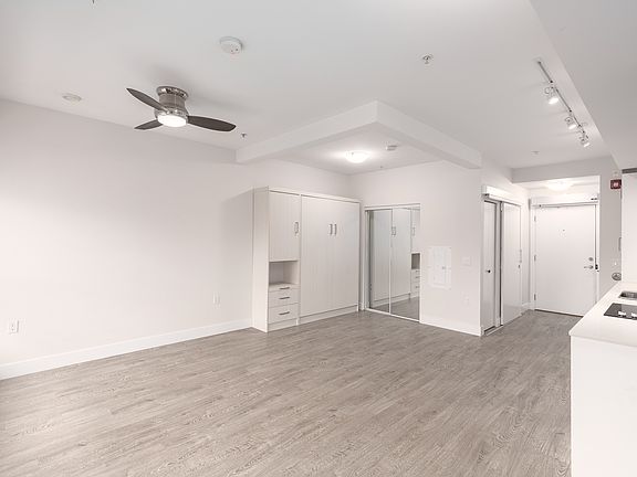 5th image of 809 4th Ave