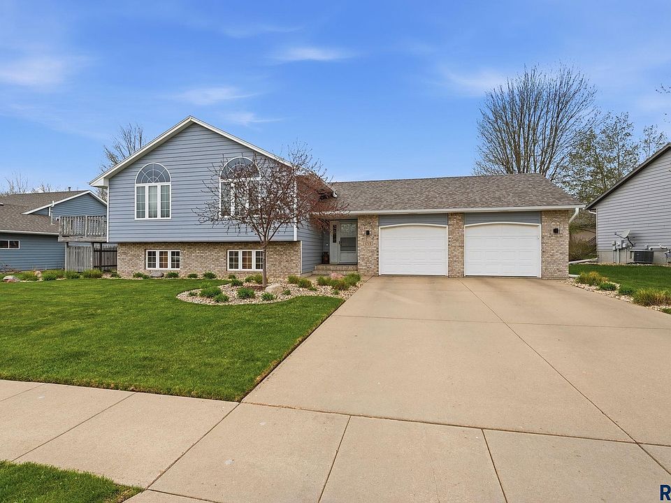 1st image of 1715 S Lorne Ln
