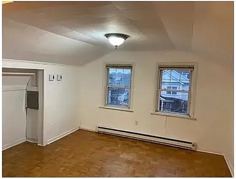 Building Photo - 649 New Jersey Ave #3