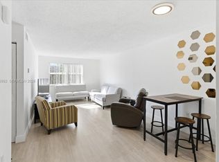 17255 SW 95th Ave APT 355, Palmetto Bay, FL 33157
