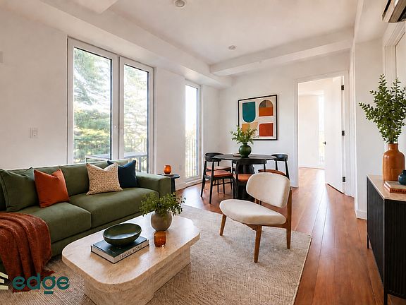 2nd image of 3415 Farragut Rd #2F