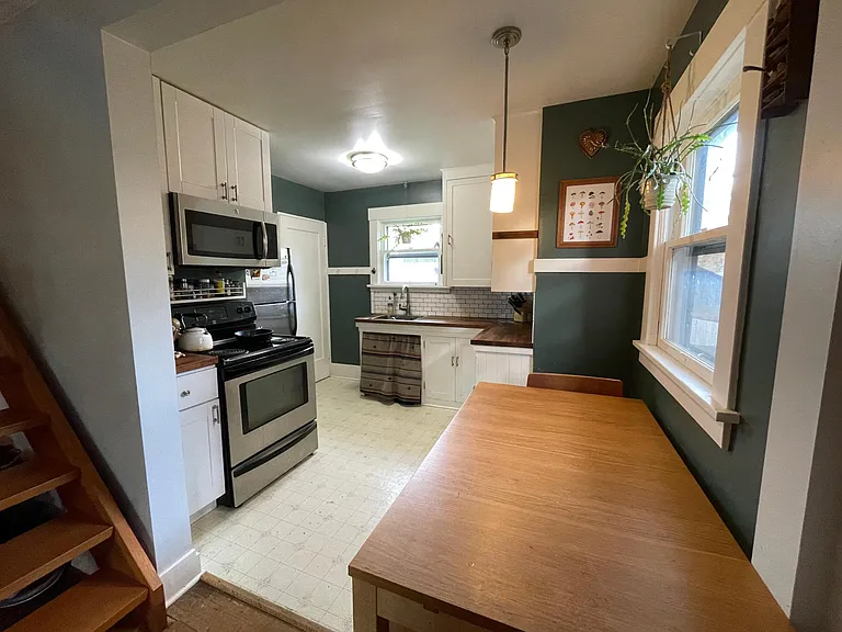 8118 SW 36th Ave — Photo 9