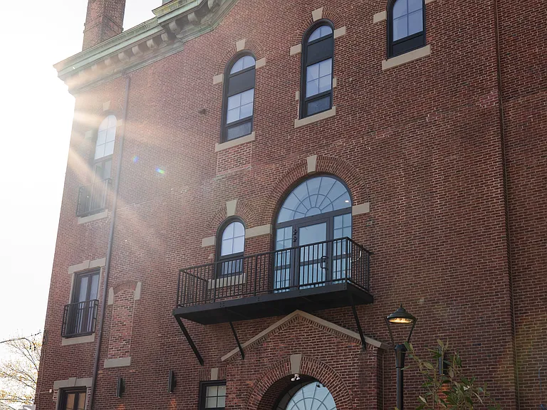 The Roe at Manayunk Apartments and Townhomes — Photo 161