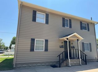 815 N Adams St #1, Hutchinson, KS 67501