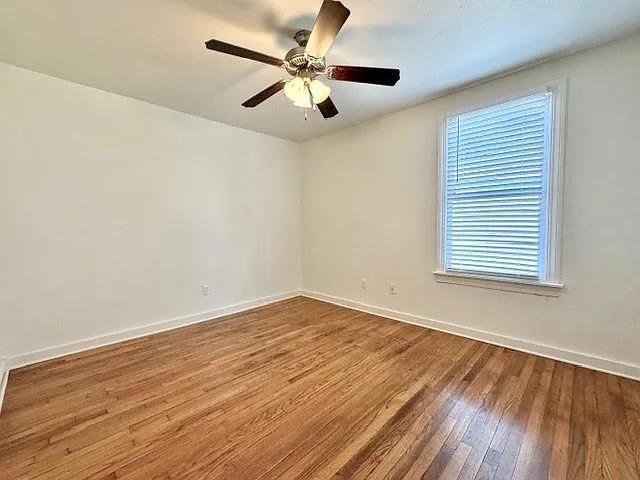 1010 W Charles St — Photo 5