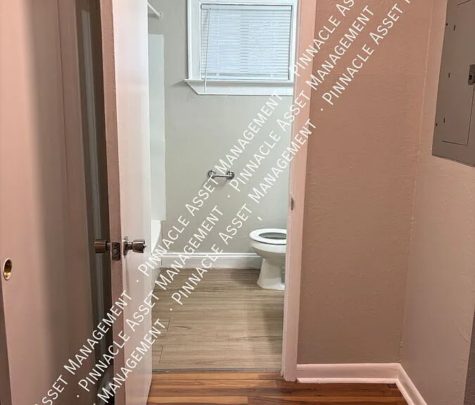208 Valley View Ave #3 — Photo 13