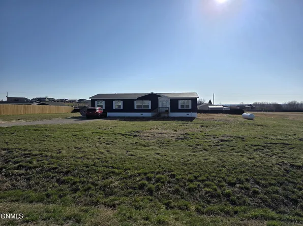 4806 Knoll Ave, Williston, ND 58801