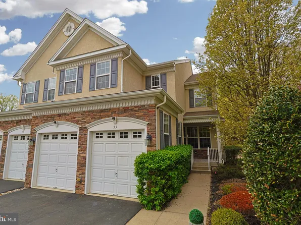 53 Wharton Dr, Glen Mills, PA 19342