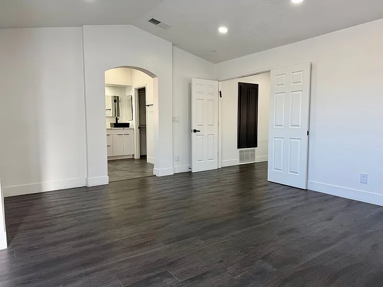 9713 Horizon Hills Dr — Photo 12