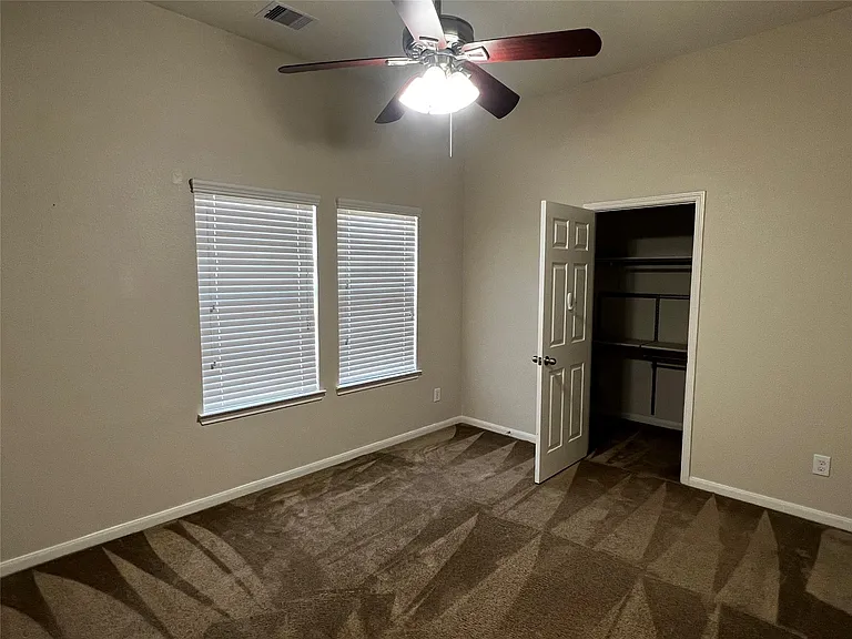 10621 Sunflower Dr — Photo 33
