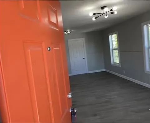 3 bed, $1,550 — Photo 3