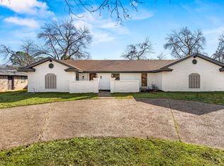 1726 Park Hill Dr, Arlington, TX 76012