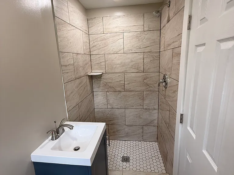 6244 New Jesup Hwy — Photo 7