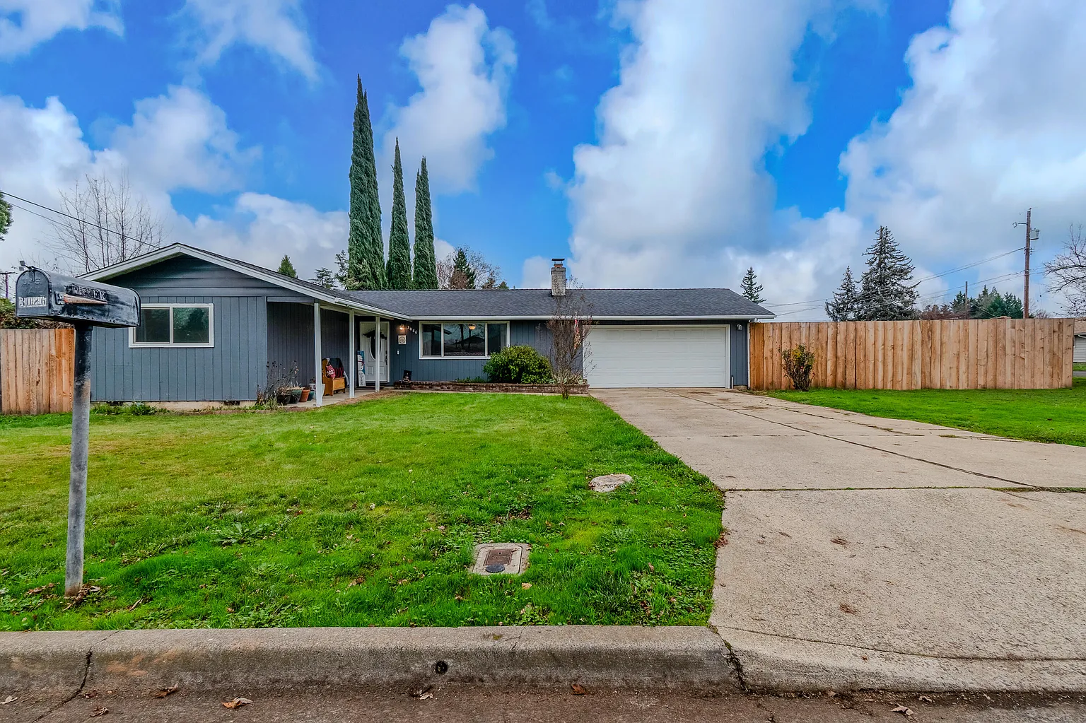 3086 Arthur Ave photo 1