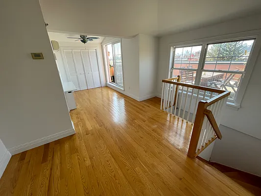 Rented by Reuveni LLC | media 16