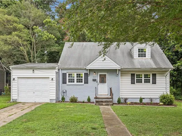 8272 Fernwood Dr, Norfolk, VA 23518