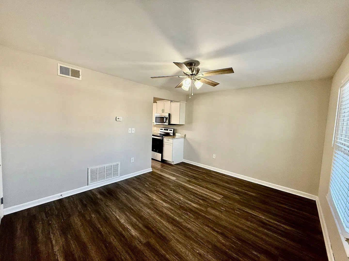Two Bedroom Apartment in the Heart of Bedford! — Photo 2