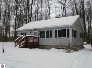 531 Yellow Stone Rd, Cadillac, MI 49601