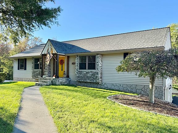 5th image of 8237 Waterfall Dr