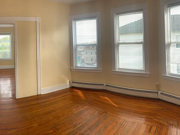 85 Vinton St #4BR — Photo 29
