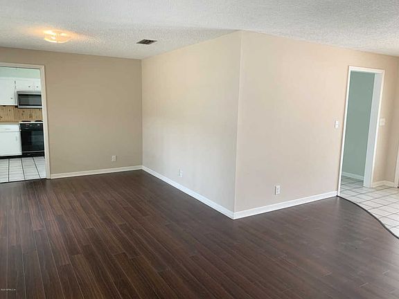5th image of 9441 Whittington Dr